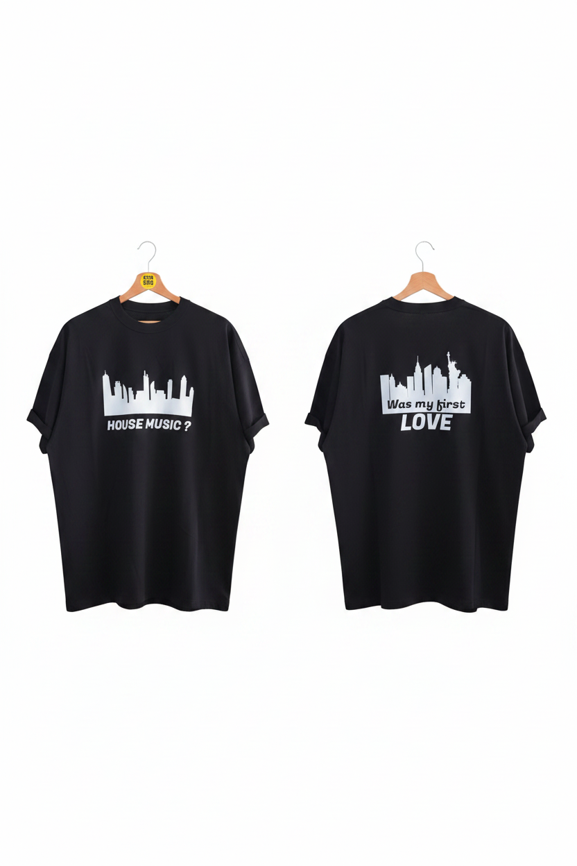 KOKOBO T-Shirt House Music Was My First Love su sfondo bianco