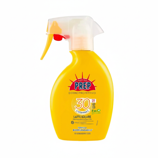 Prep Dermoprotettivo Latte Solare SPF 30 su sfondo bianco