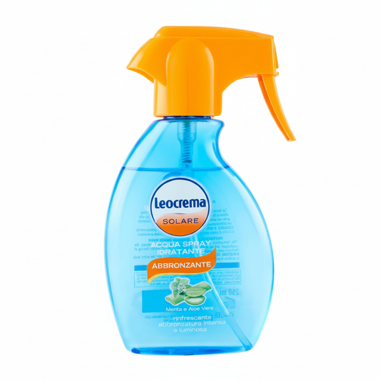 Leocrema Solare Acqua Spray Idratante Abbronzante Menta e Aloe Vera su sfondo bianco