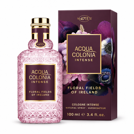 Flacone rosa e scatola floreale 4711 Acqua Colonia Intense Floral Fields of Ireland 100 ml su sfondo bianco
