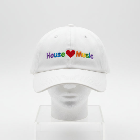 KOKOBO Cappellino House Music su sfondo bianco