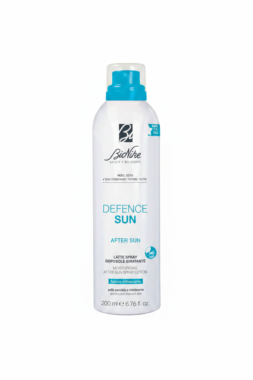 BioNike Defence Sun After Sun Latte Spray Doposole 200ml su sfondo bianco